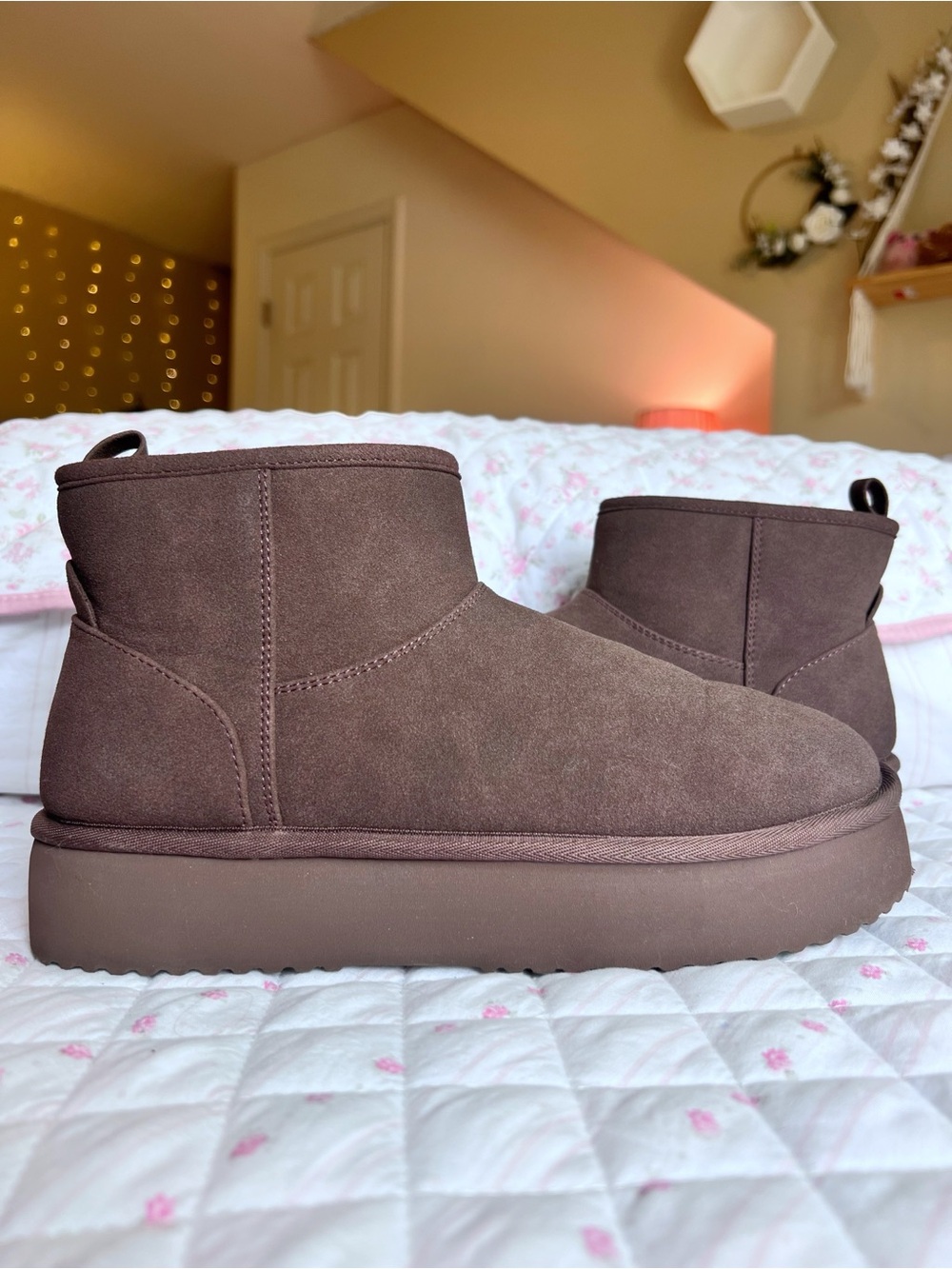 American Eagle The Hangout Bootie Dark Chocolate Brown Cozy Ankle Boots 8